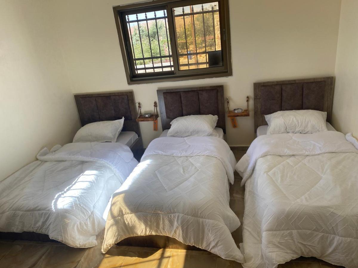 Nabati Hostel Wadi Musa Exteriér fotografie